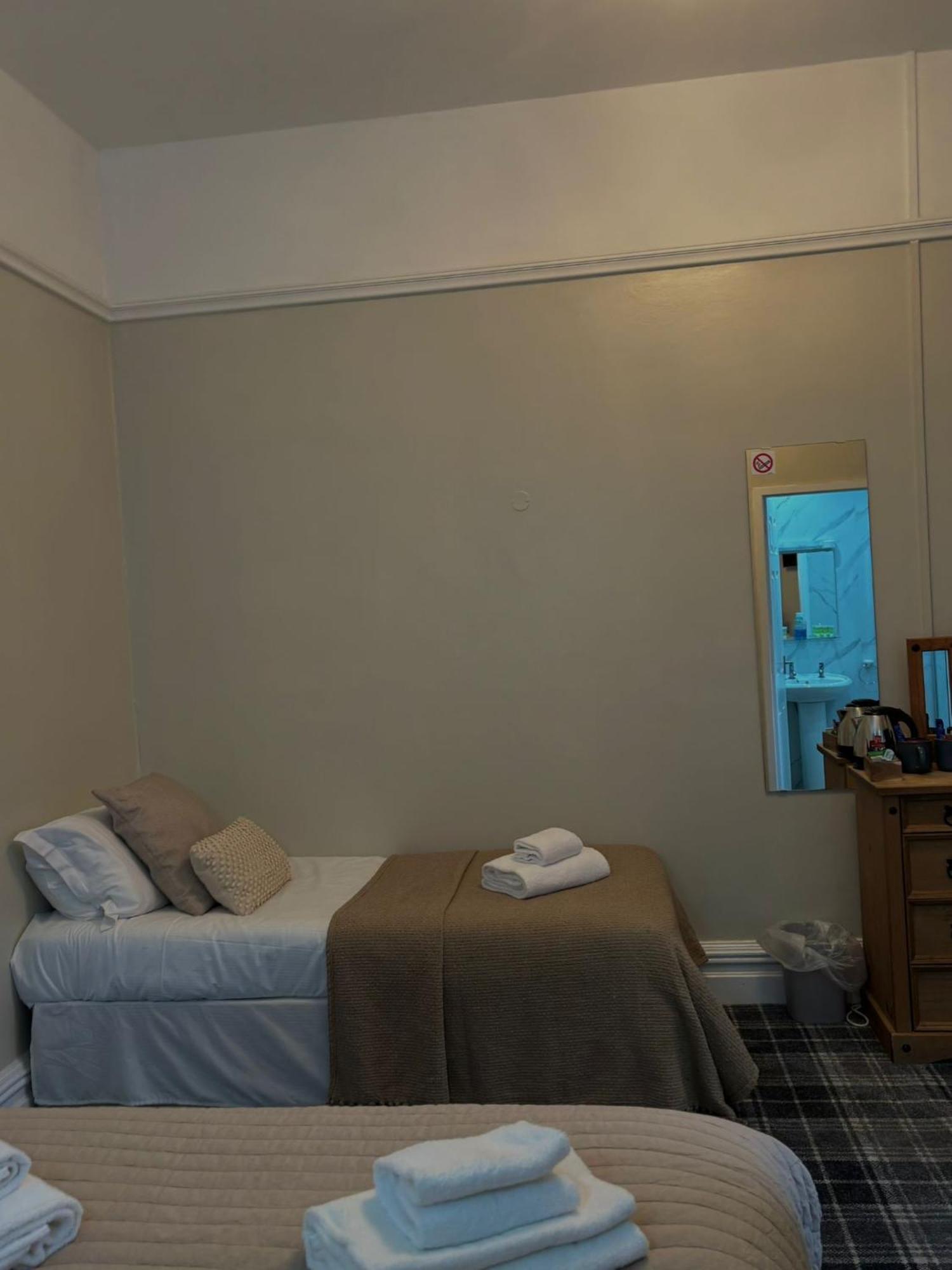 The Waterford Arms Hotel Hartley Kamer foto
