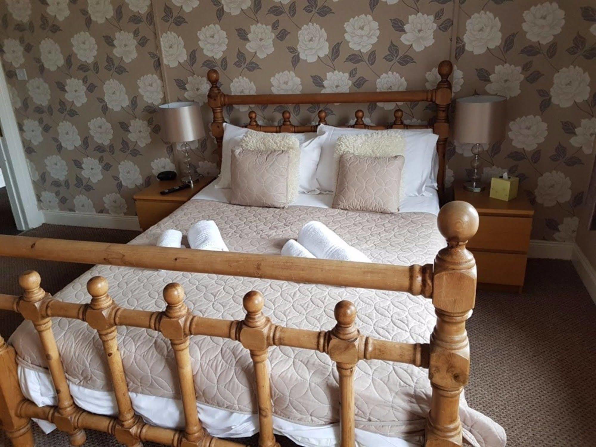The Waterford Arms Hotel Hartley Buitenkant foto