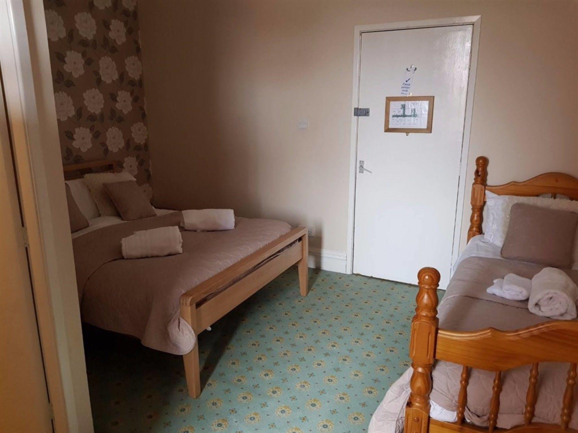 The Waterford Arms Hotel Hartley Buitenkant foto