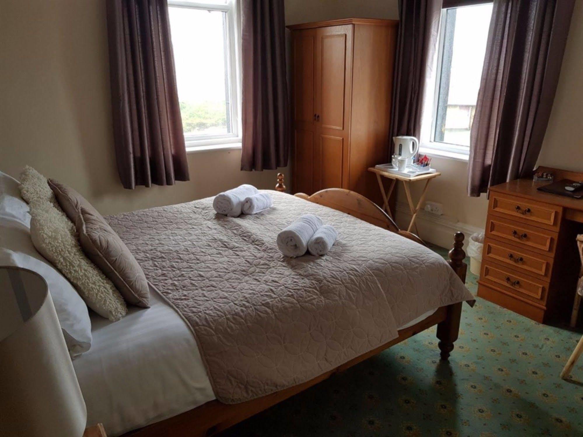 The Waterford Arms Hotel Hartley Buitenkant foto