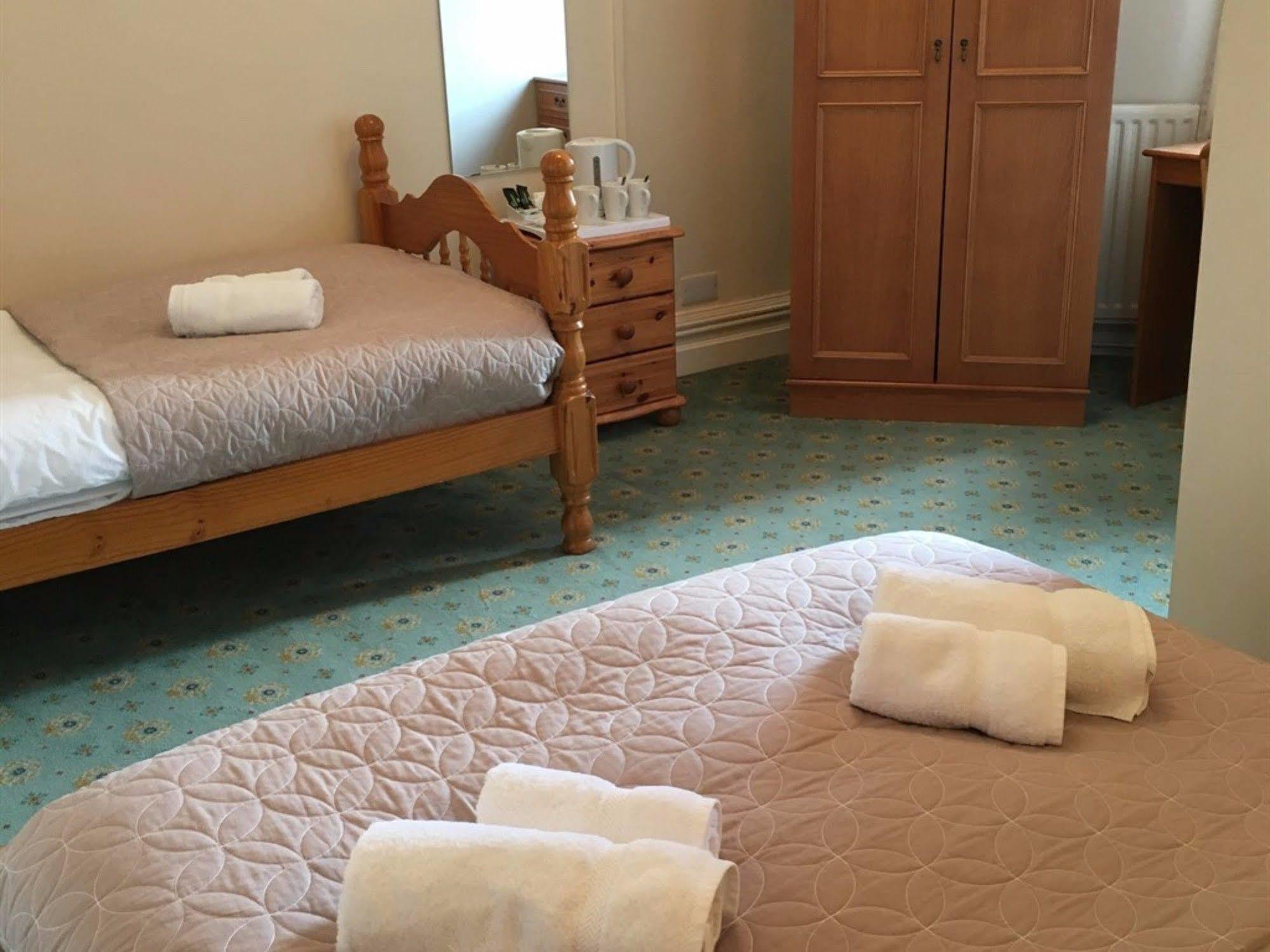 The Waterford Arms Hotel Hartley Buitenkant foto