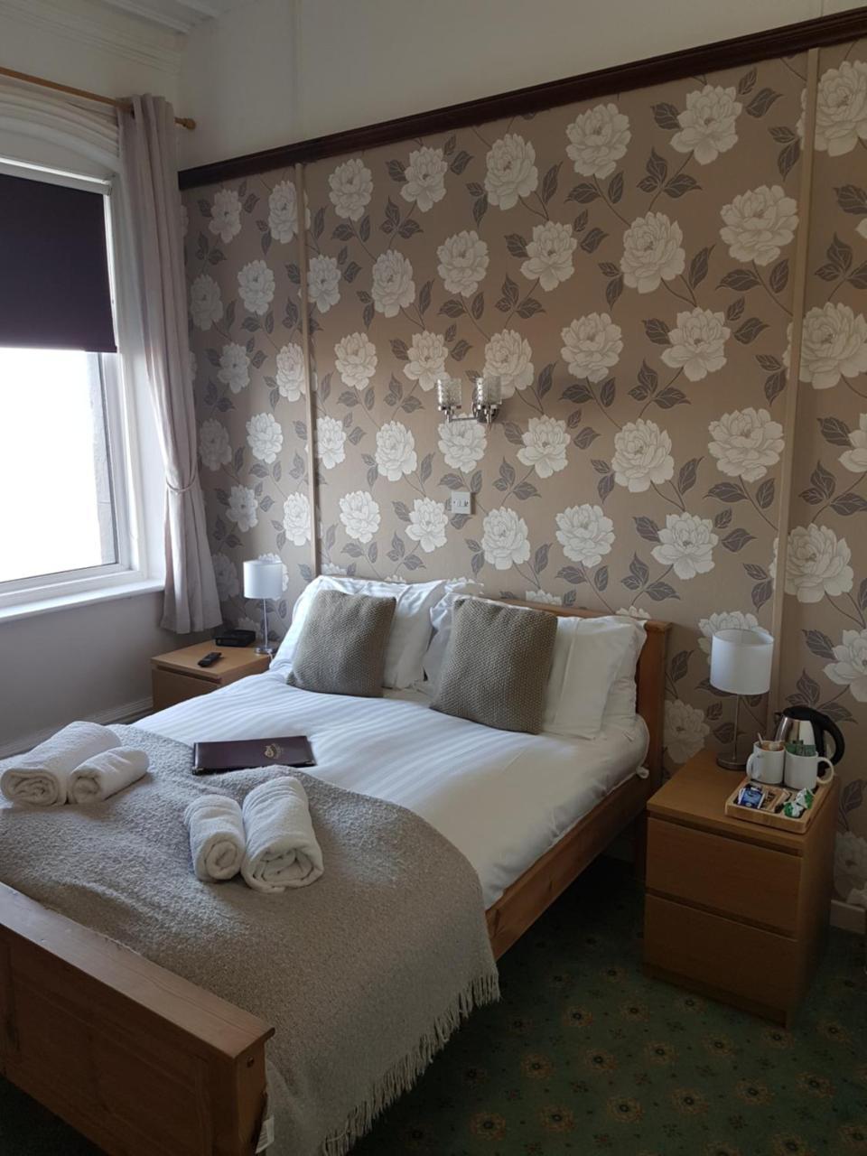 The Waterford Arms Hotel Hartley Buitenkant foto